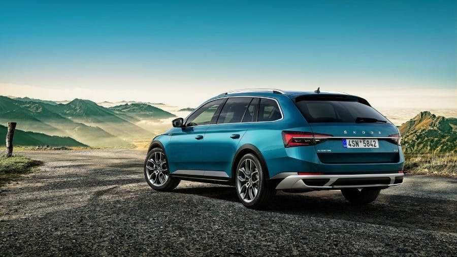 New ŠKODA SUPERB SCOUT added to SUPERB family