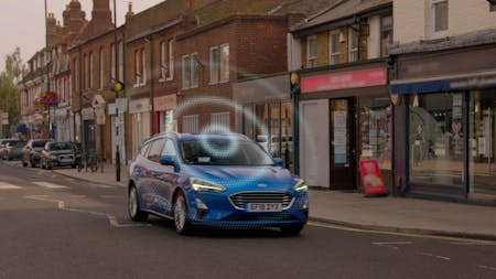 FORD ‘ROADSAFE’ DASHBOARD HELPS DRIVERS STEER CLEAR OF HIDDEN DANGERS USING CONNECTED CAR TECHNOLOGY