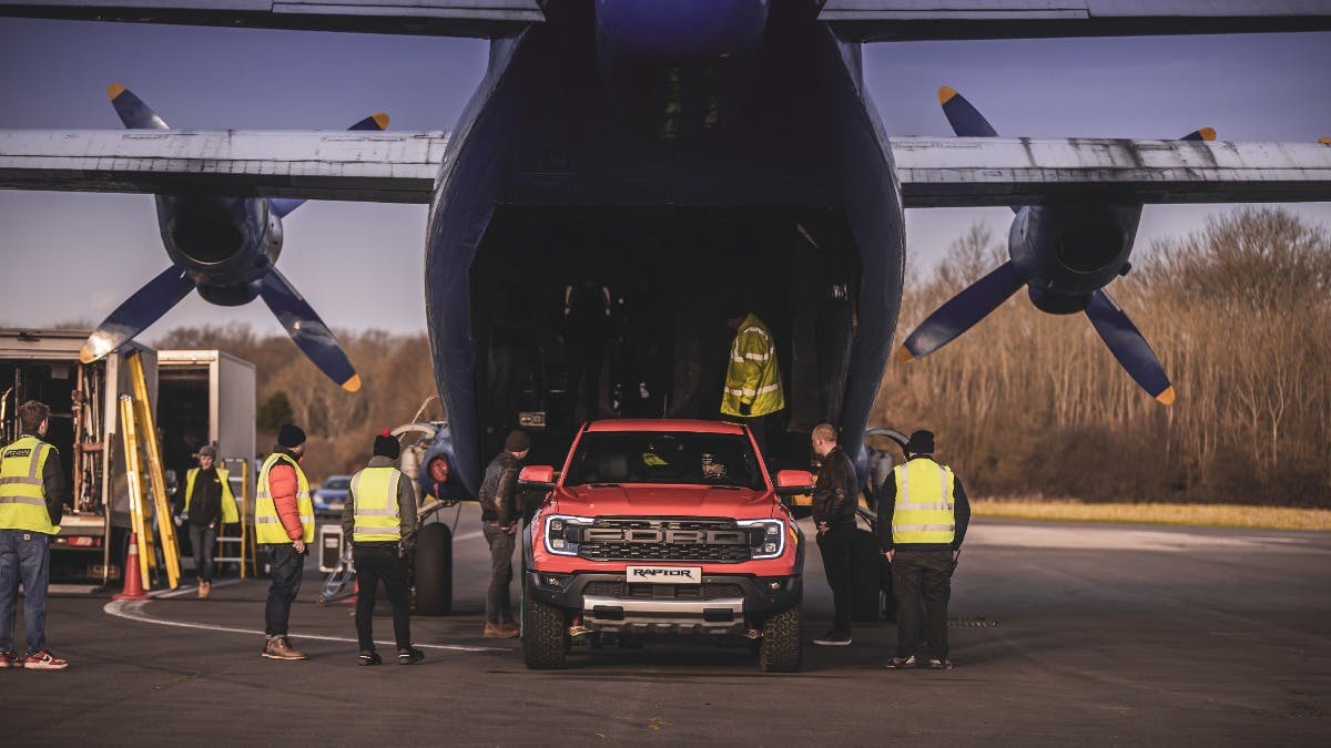 Next-Gen Ford Ranger Raptor Rewrites the Rulebook for Ultimate Off-Road  Performance, Ford of Europe
