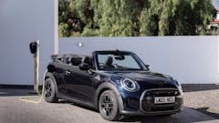 THE FIRST EVER ALL-ELECTRIC MINI CONVERTIBLE