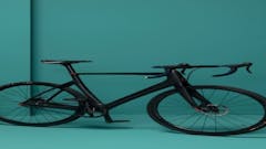 CUPRA PRESENTS ITS FIRST URBAN BICYCLE: SUPERIOR SPORTINESS AND DESIGN WITH THE NEW FABIKE CUPRA
