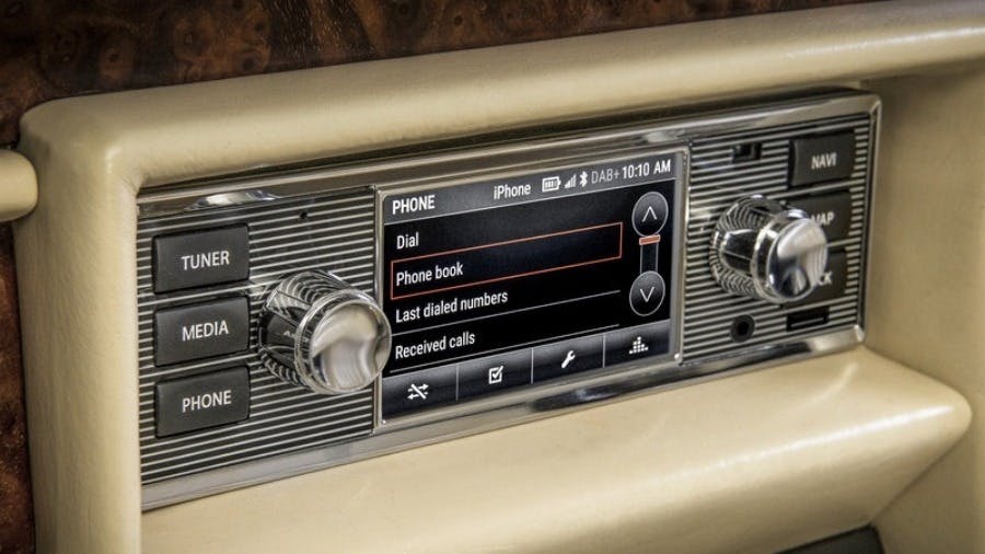 New Infotainment For Classic Vehicles